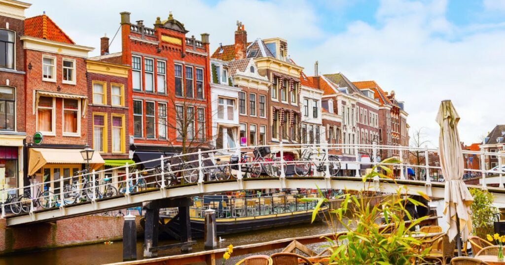 Leiden
