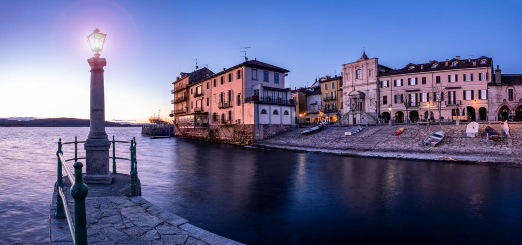 Arona