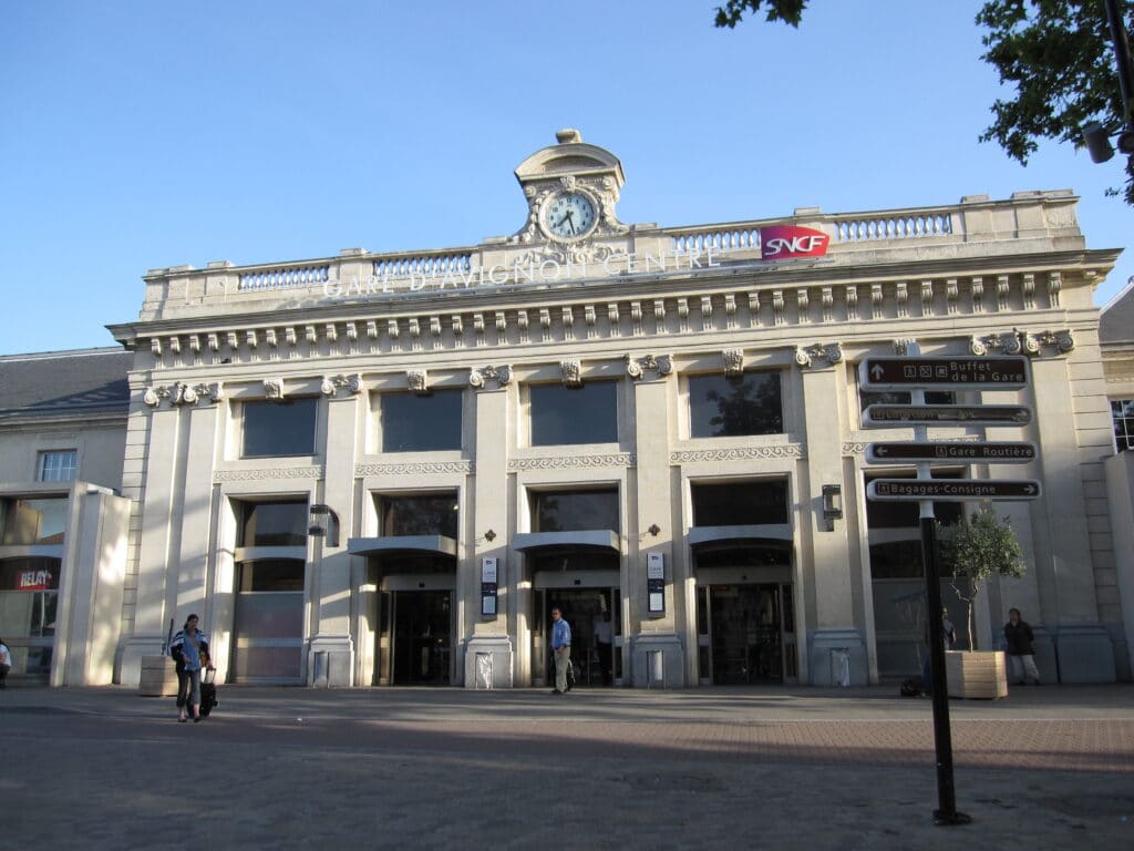 Avignon Center