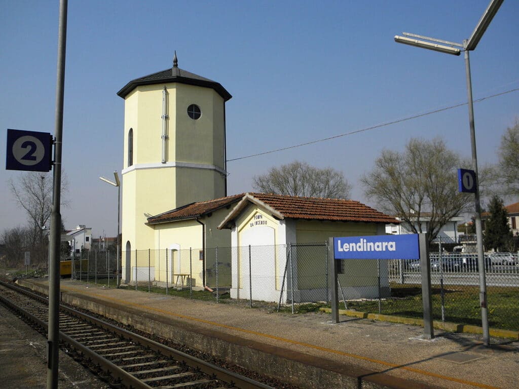 Лендинара