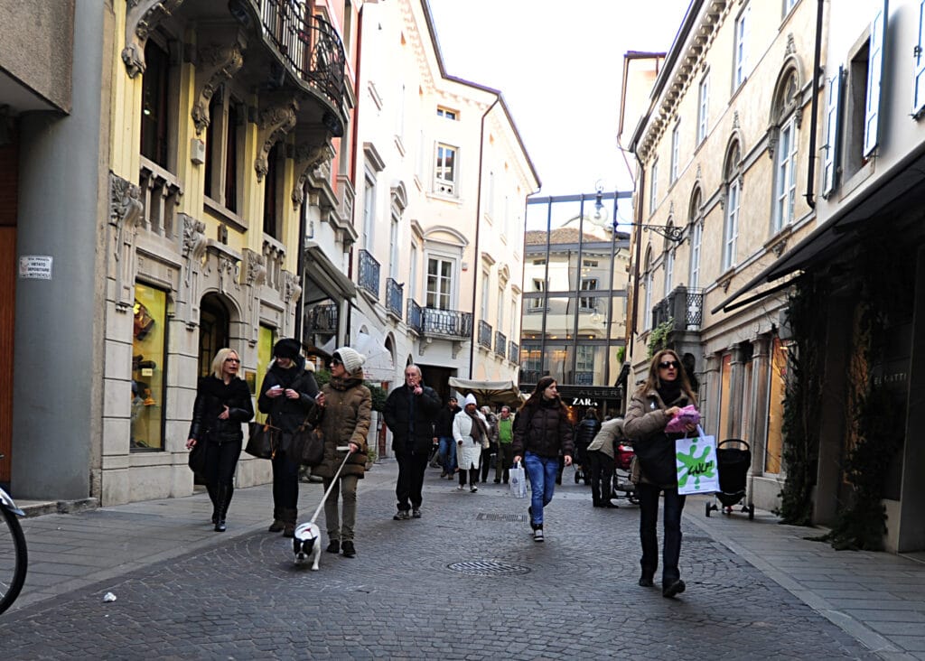 Aviano