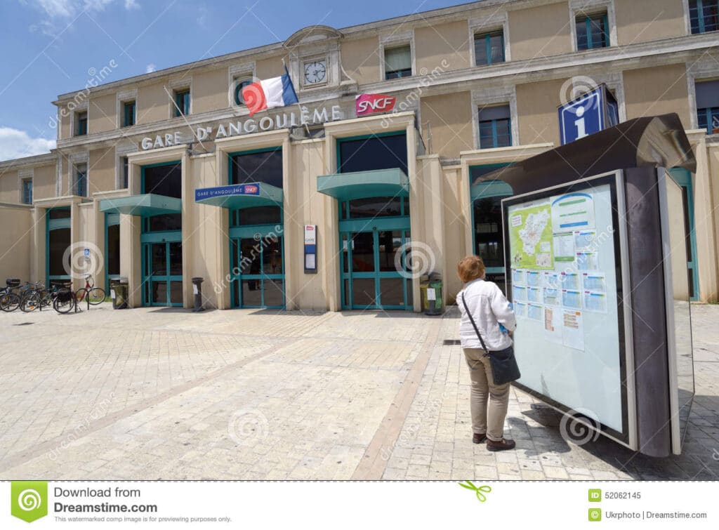 Angoulem ස්ථානය