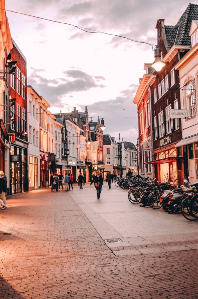 ኤስ Hertogenbosch