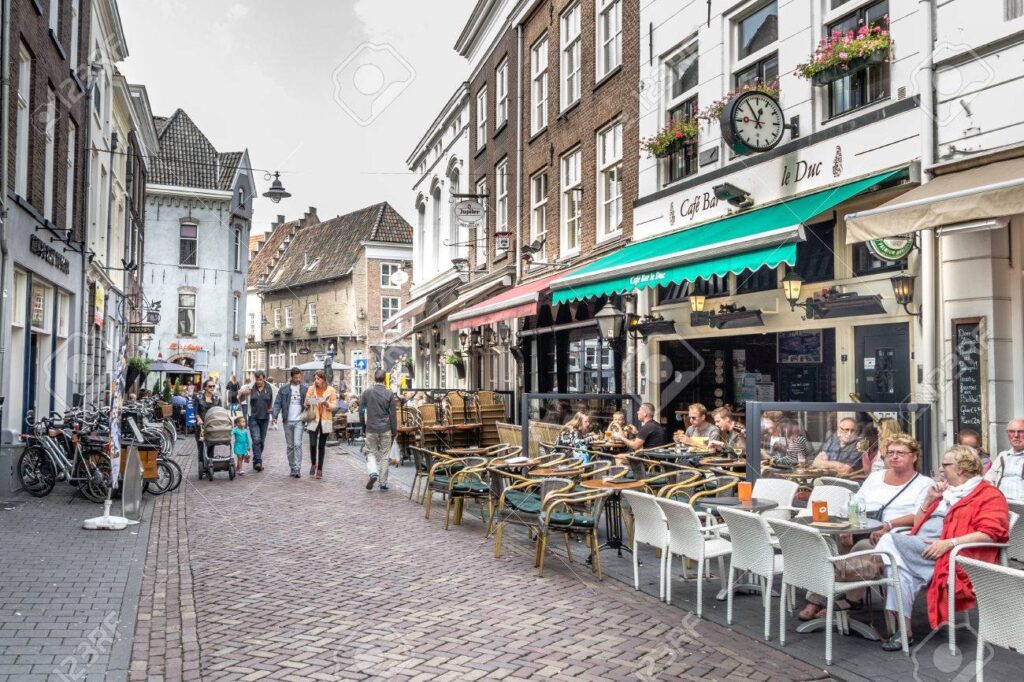 ኤስ Hertogenbosch