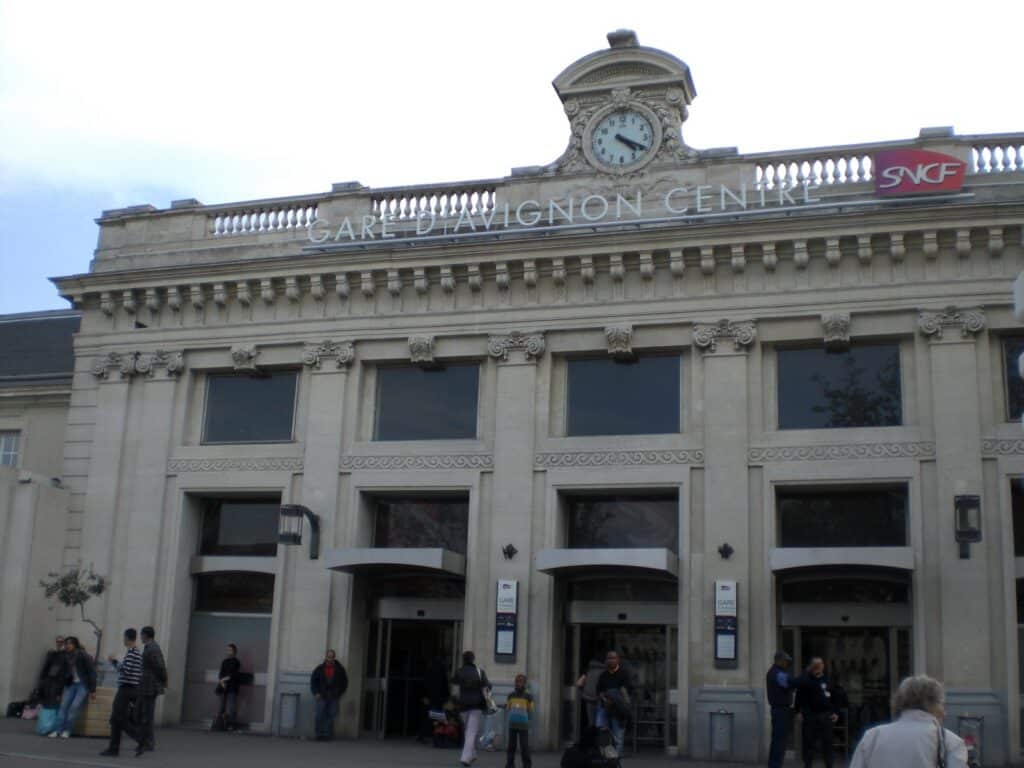 Avignoni Tgv