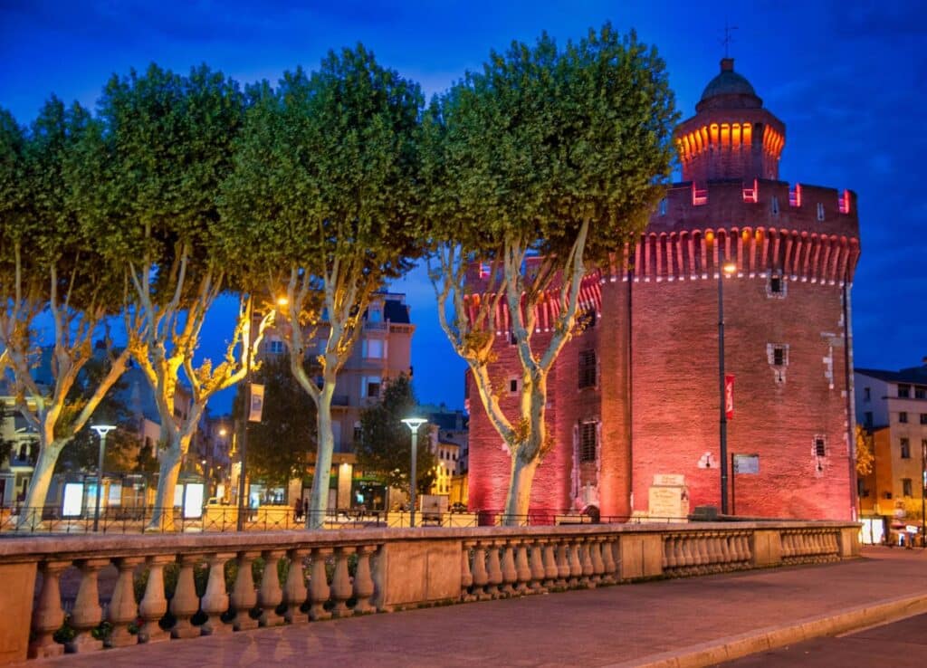 Travel Recommendation between Perpignan to Paris - Reisen erziehen