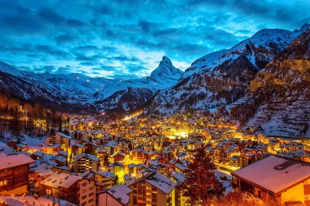 Saas Grund Post