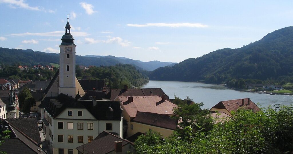 Grein City