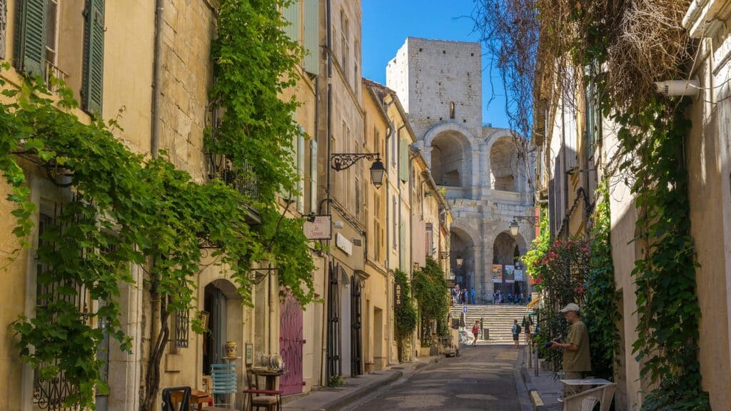 Arles