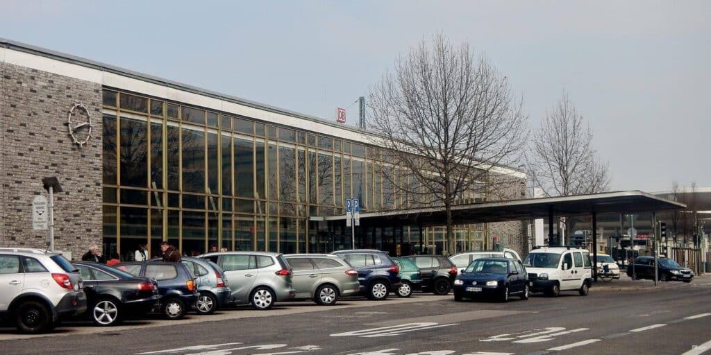 Stasion Tengah Pforzheim